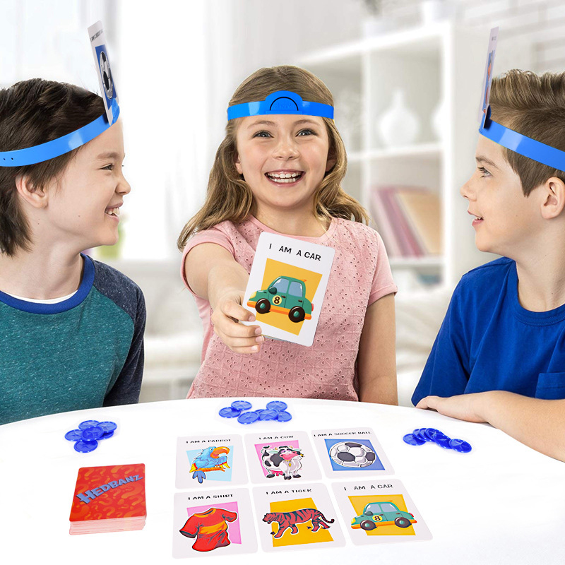 Grappige kaarten voor kinderen - Board Game Who Is It recensie en prijs